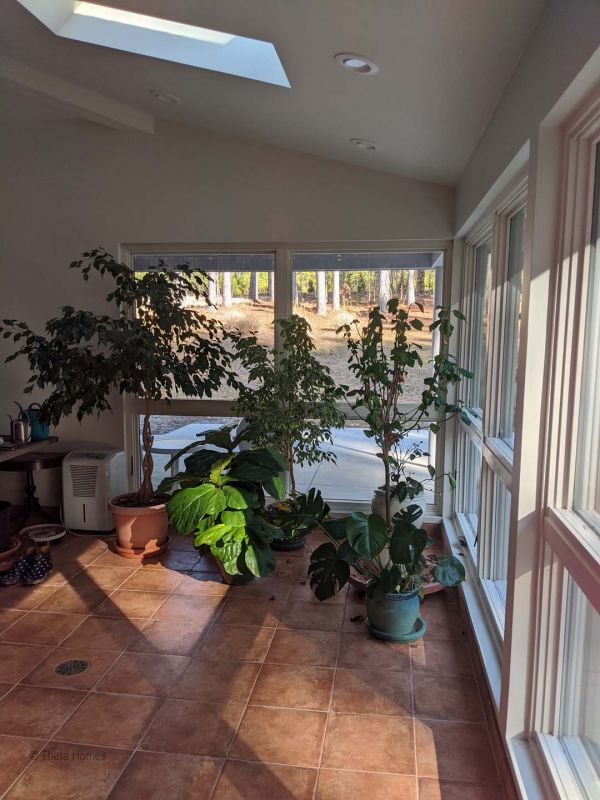 Front elevation with surrounding environment