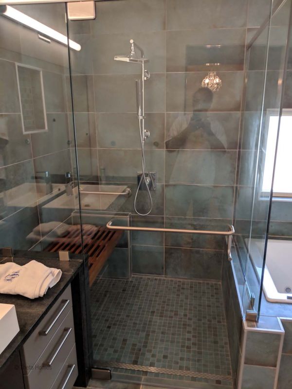 Facade design emphasizing lines and angles